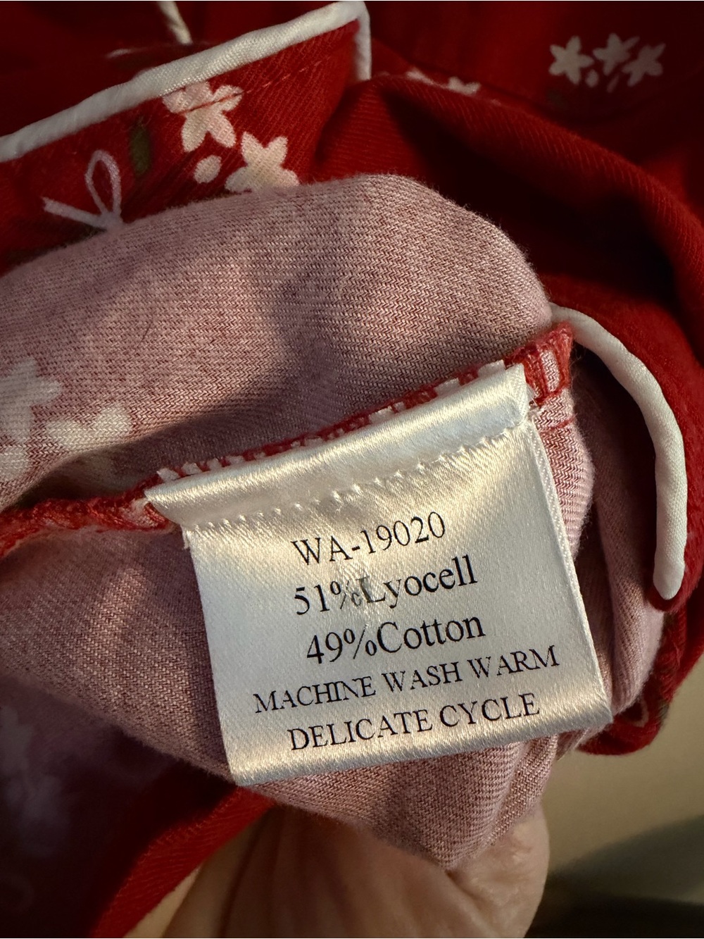 Women’s James Patrick Red Floral Pajama Set with White Piping - Picture 7 of 8
